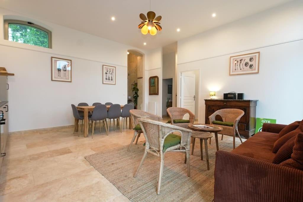 Villa Magnifiques Ecuries Juste Renovees - Domaine De La Mulotiere à Langeais Extérieur photo